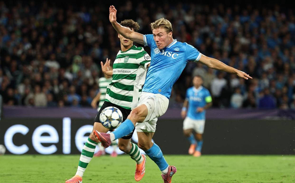 22岁霍伊伦闪耀欧冠:双响+获评87分+MVP